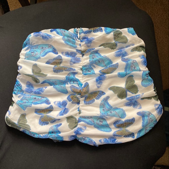 Sold—Butterfly Ruched Shorts - Picture 4 of 4
